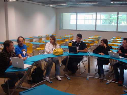 Galera na oficina de Direito Digital